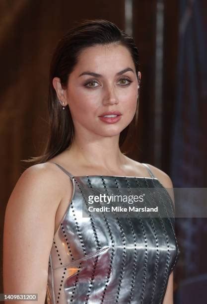 ana de armas hot|9,335 Ana De Armas Photos & High Res Pictures.